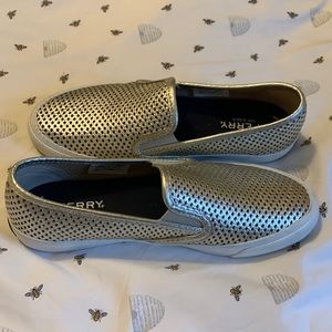Sperry gold leather slides size 7.